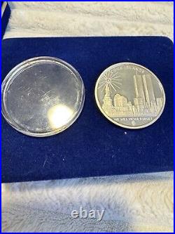 2005 Cook Islands Freedom Tower Commemorative Coins SET OF 2 COINS