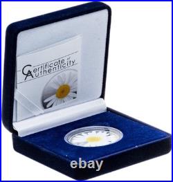 2014 Cook Islands $5 Love Family Fidelity Silver Colored Coin Romantic Chamomile
