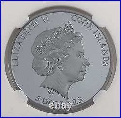 2022 $5 Cook Island Memoriam Queen Elizabeth II Silver Black Proof with Stamps 2